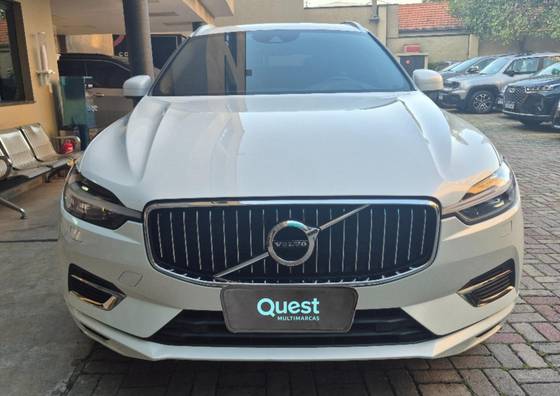 VOLVO XC60 2.0 T8 HYBRID INSCRIPTION AWD GEARTRONIC